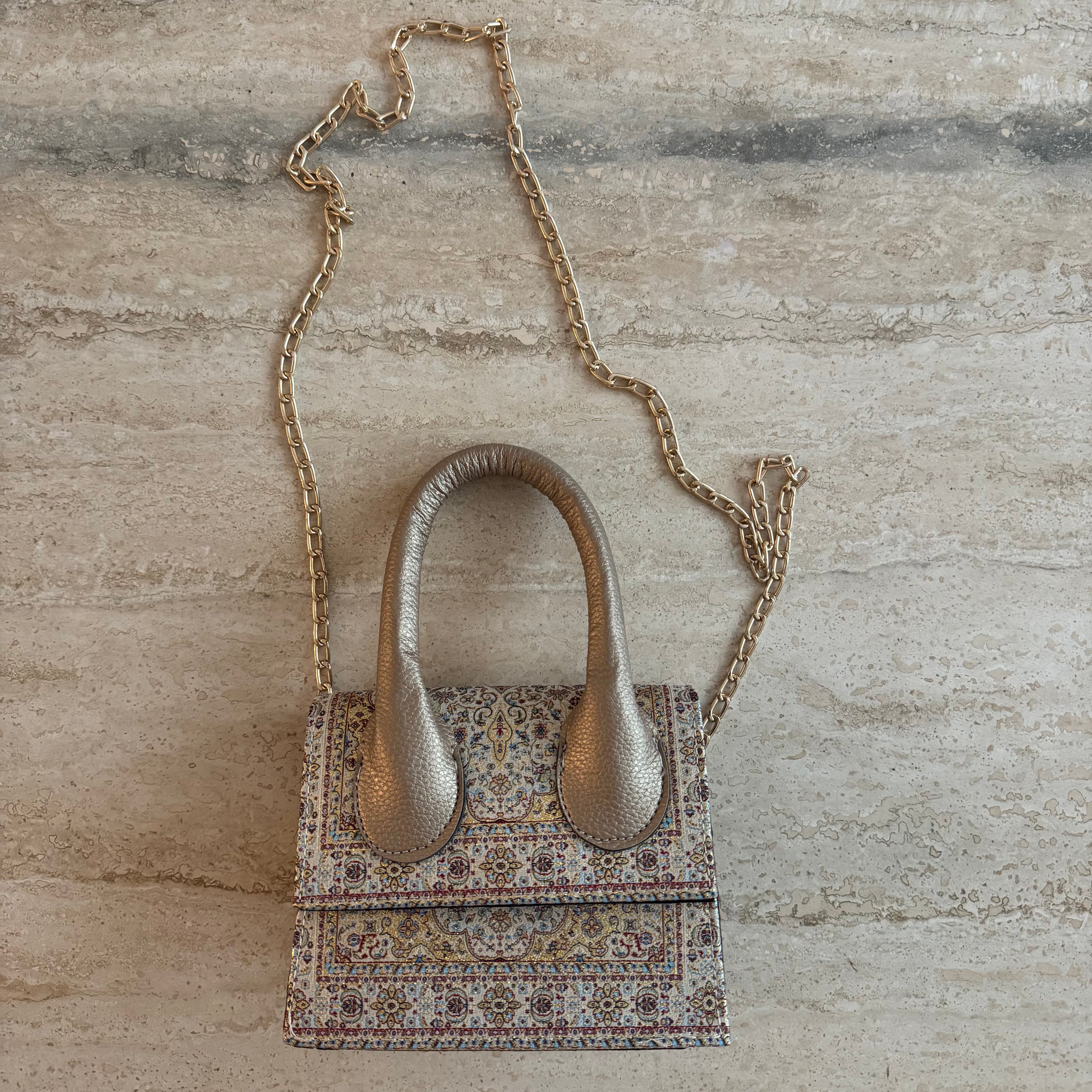 Tasche gold