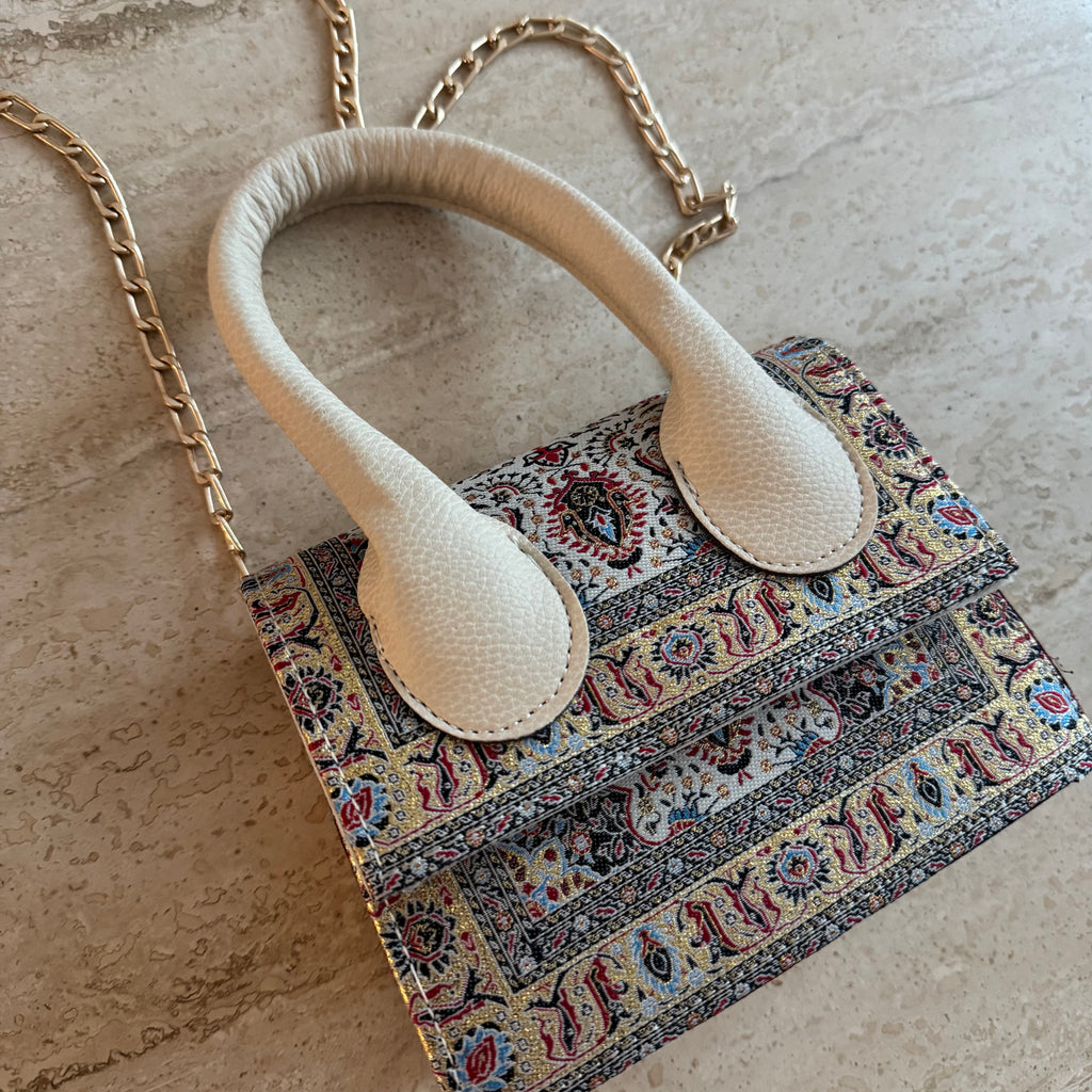 Tasche nude