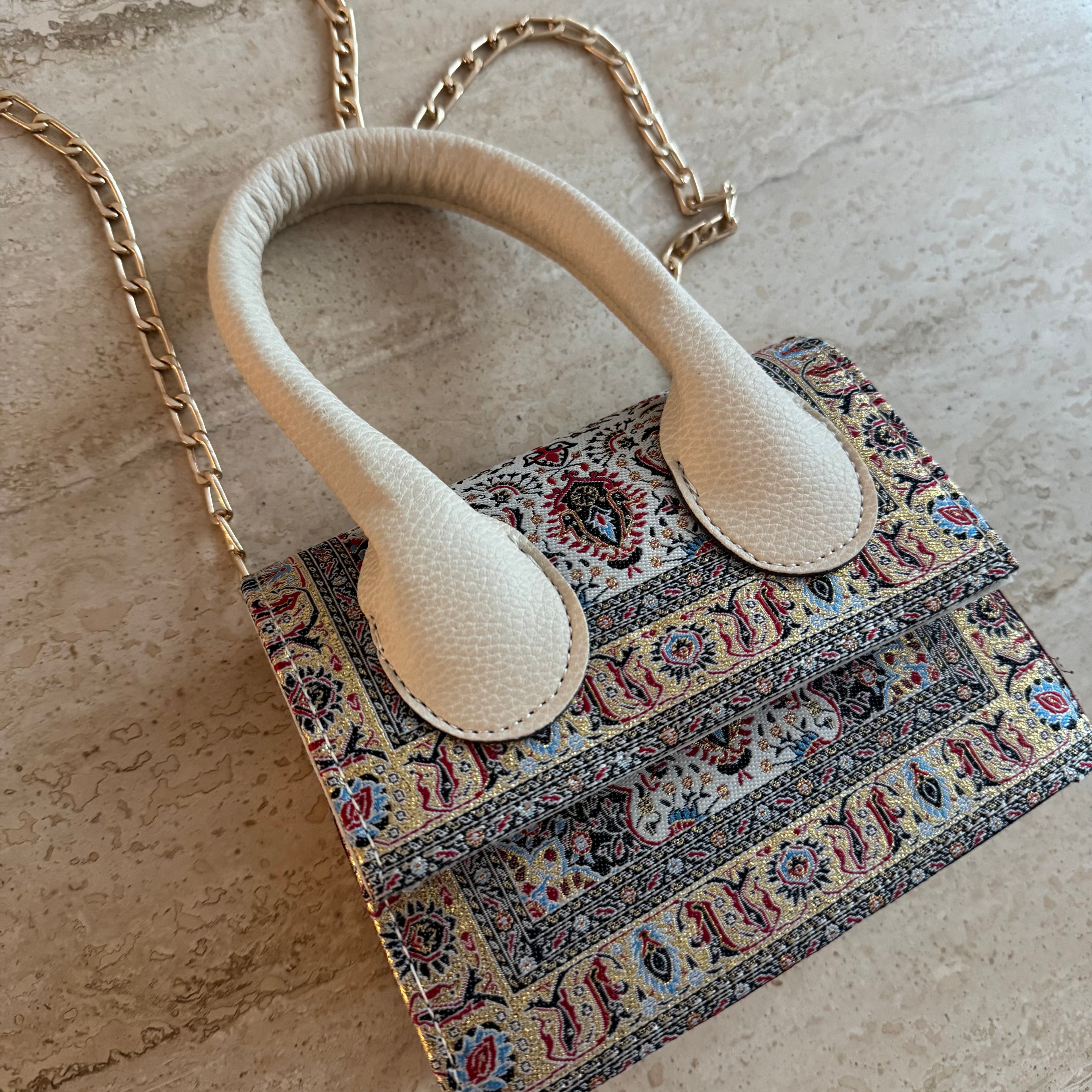 Tasche nude